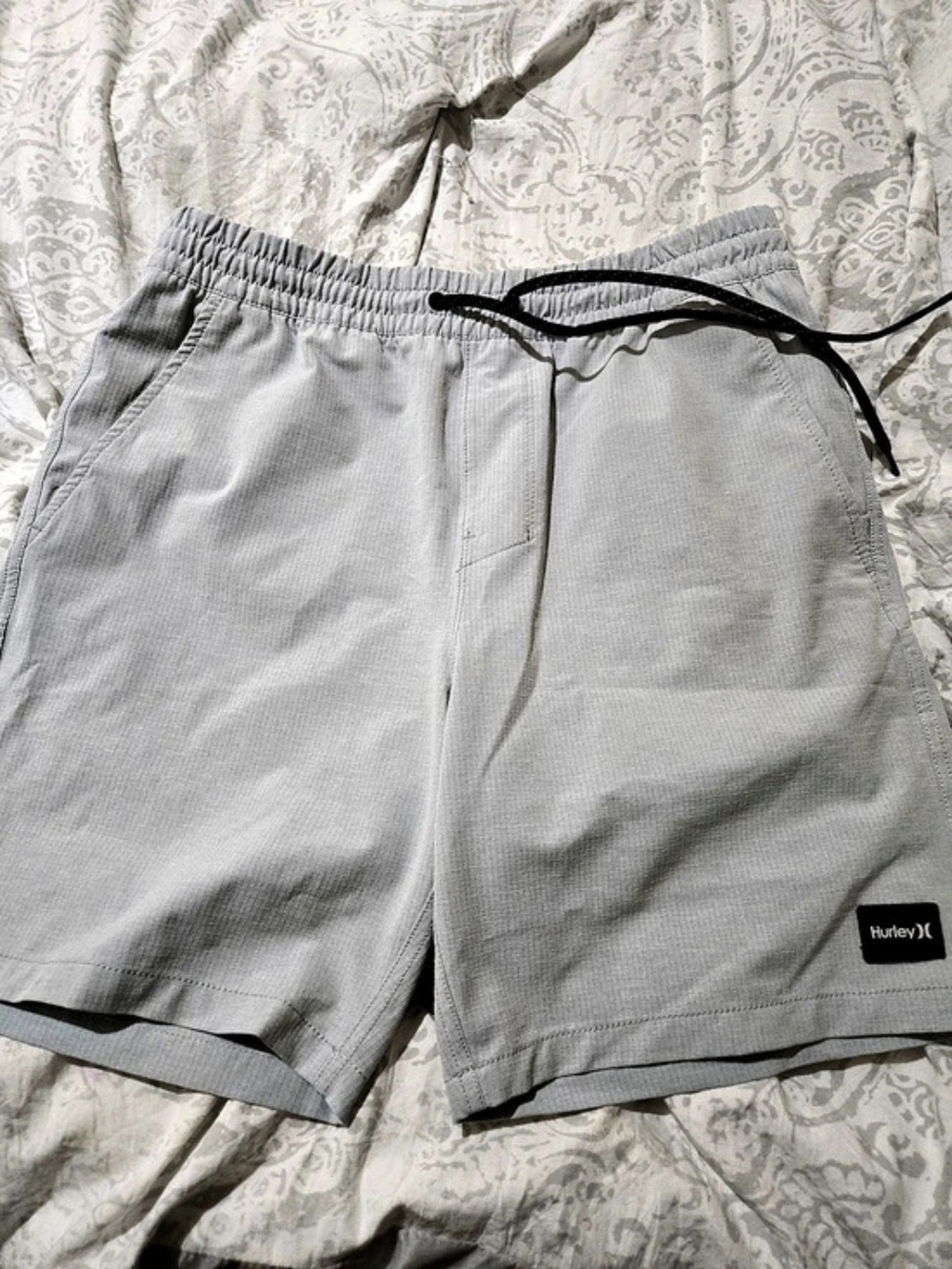 Hurley Men'Small Hybrid Shorts Size Small Gray